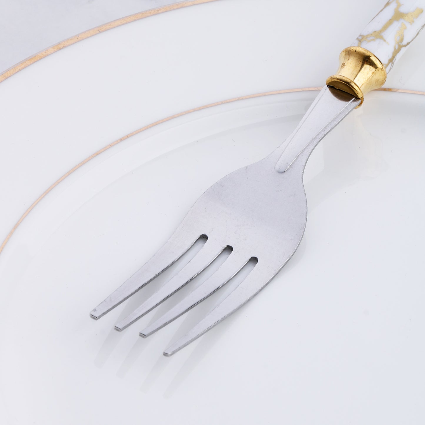 4-piece stainless steel cutlery set, marble textured knives, forks, spoons, dessert spoons, stainless steel cutlery set, white, black