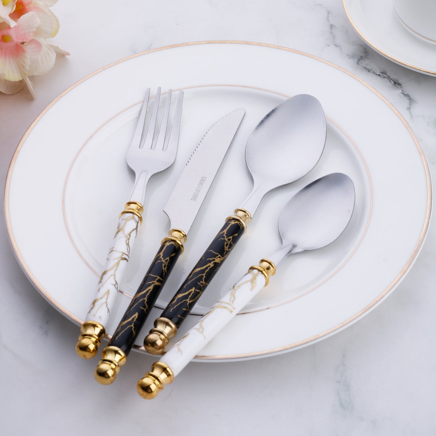 4-piece stainless steel cutlery set, marble textured knives, forks, spoons, dessert spoons, stainless steel cutlery set, white, black