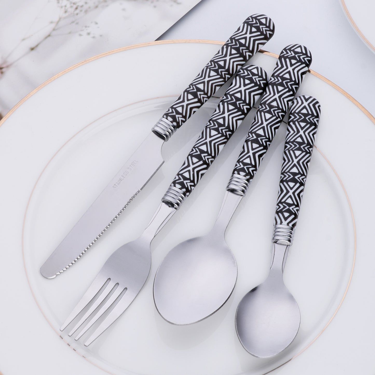 3-piece stainless steel cutlery knife fork spoon portable set, spotted striped handle creative stainless steel cutlery set, silvery